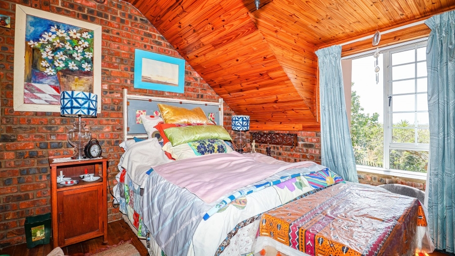 6 Bedroom Property for Sale in Mossel Bay Rural Western Cape